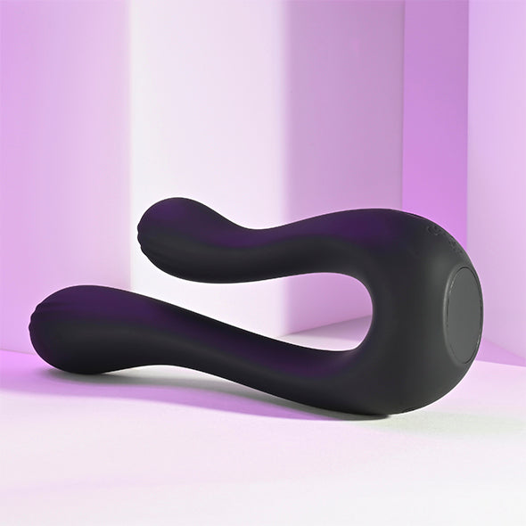 Playboy Pleasure - The Swan Black