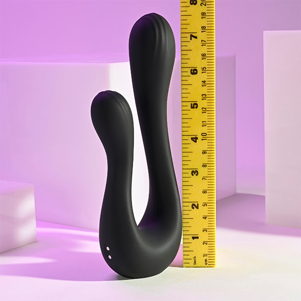 Playboy Pleasure - The Swan Black