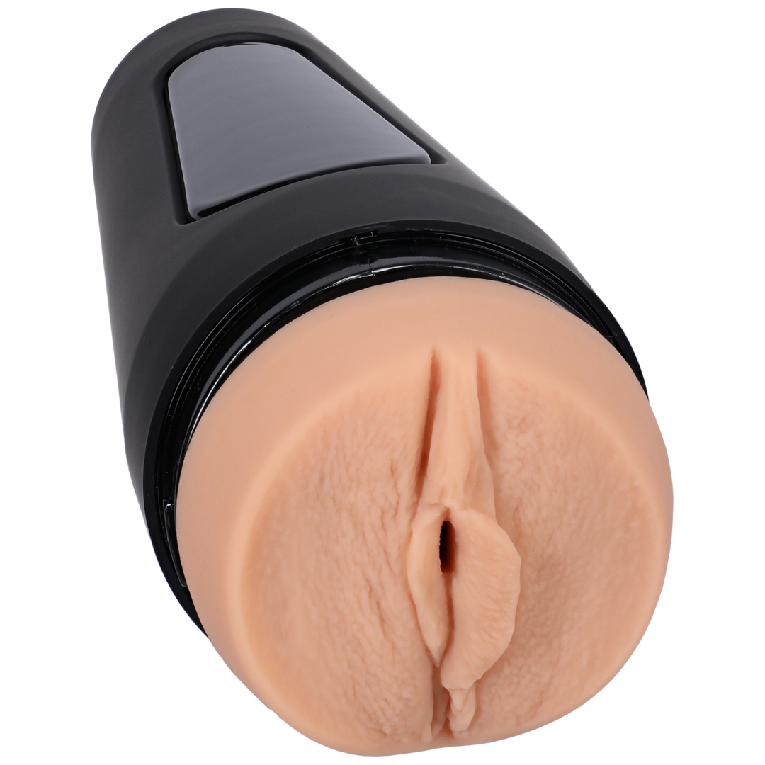 Livv Fitt Ultraskyn Stroker Pussy