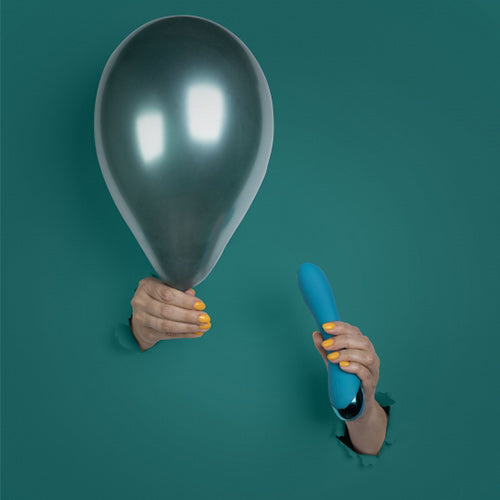Loveline Smooth G-Spot Vibrator 20 Cm