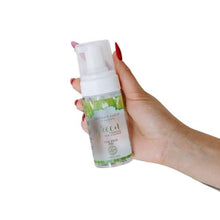 Afbeelding in Gallery-weergave laden, Intimate Earth Green Toy Cleaner Schuim 100 ml

